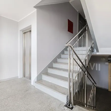 Appartement 3 *
