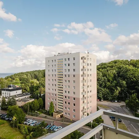 Appartement 3 *